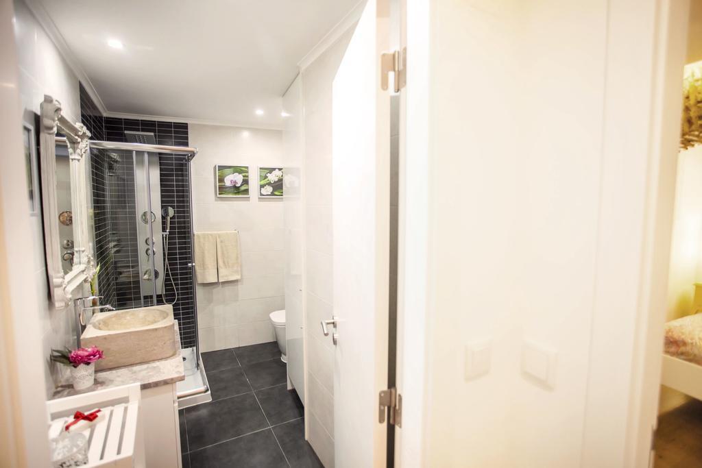 Typical Bairro Alto Apartment 리스본 외부 사진