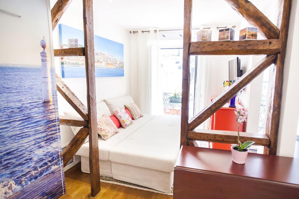 Typical Bairro Alto Apartment 리스본 외부 사진